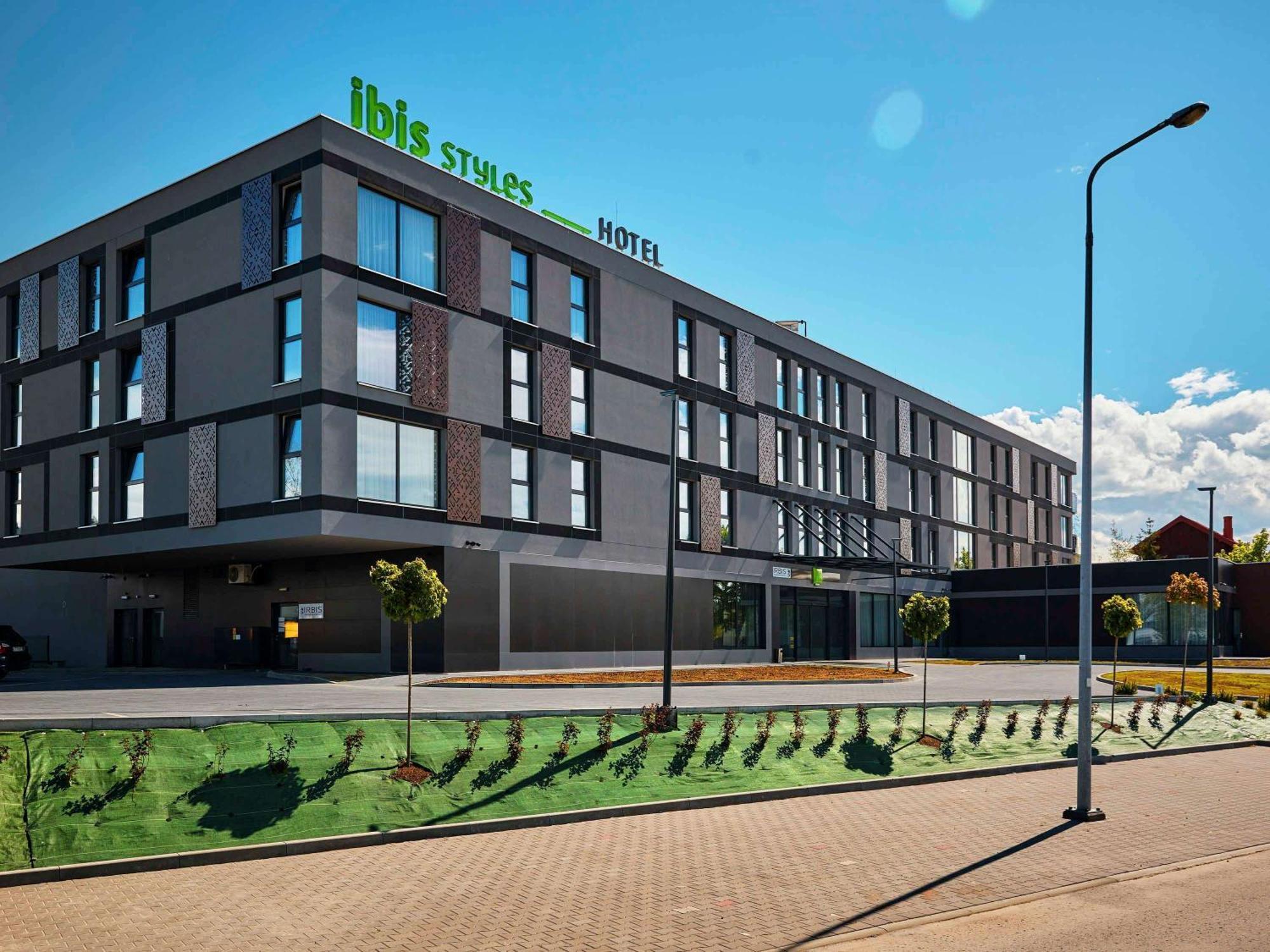 Ibis Styles Nowy Targ Hotell Eksteriør bilde